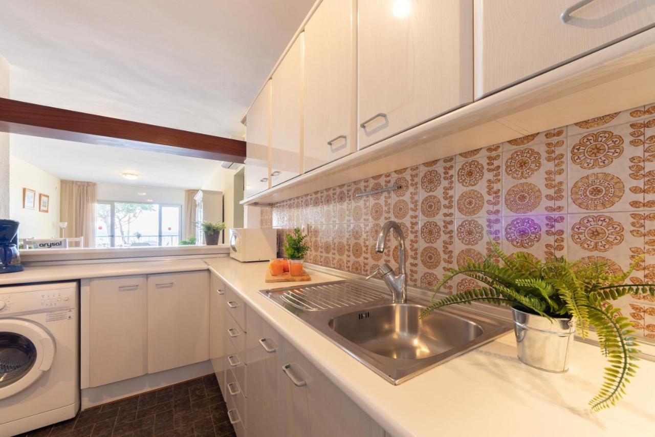 Apartamentos Dms 5 Vilafortuny Cambrils Bagian luar foto